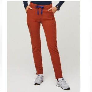 Figs Women’s Auburn Yola skinny scrub pants